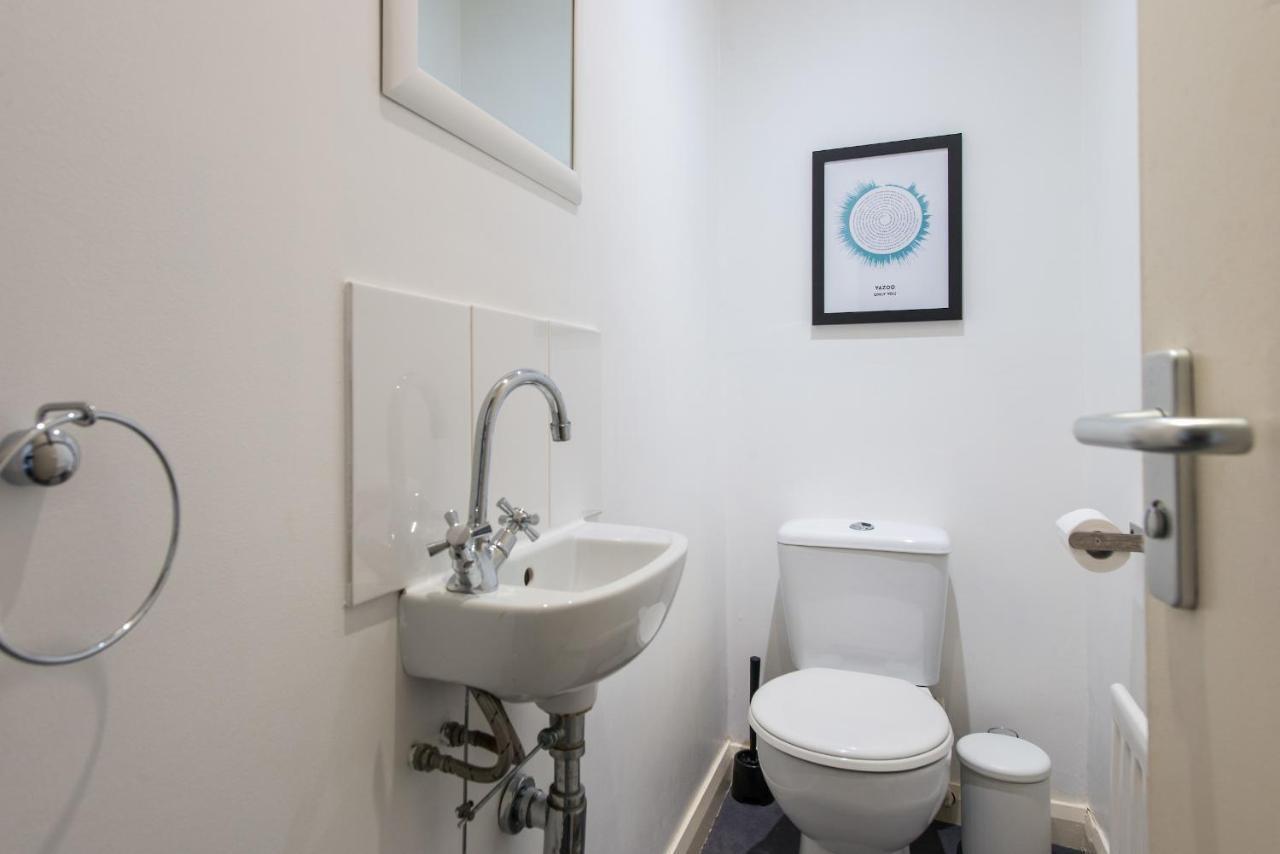 Downtown And Central 1 Bed In Edinburgh, Sleeps 4 Leilighet Eksteriør bilde