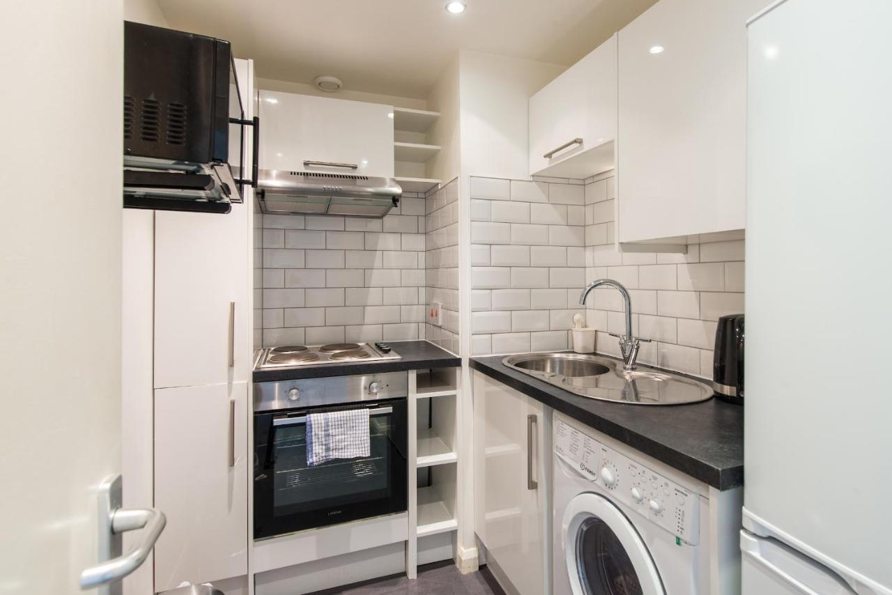 Downtown And Central 1 Bed In Edinburgh, Sleeps 4 Leilighet Eksteriør bilde